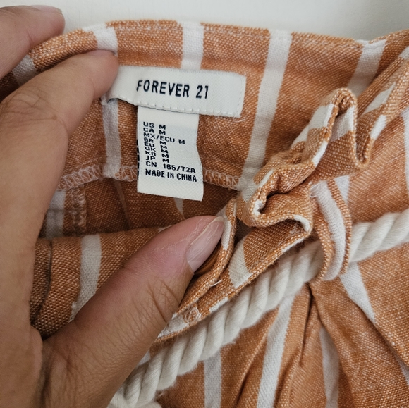 Shorts - Picture 4 of 4